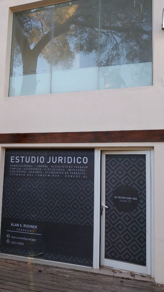 SE VENDE LOCAL COMERCIAL EN OSTENDE