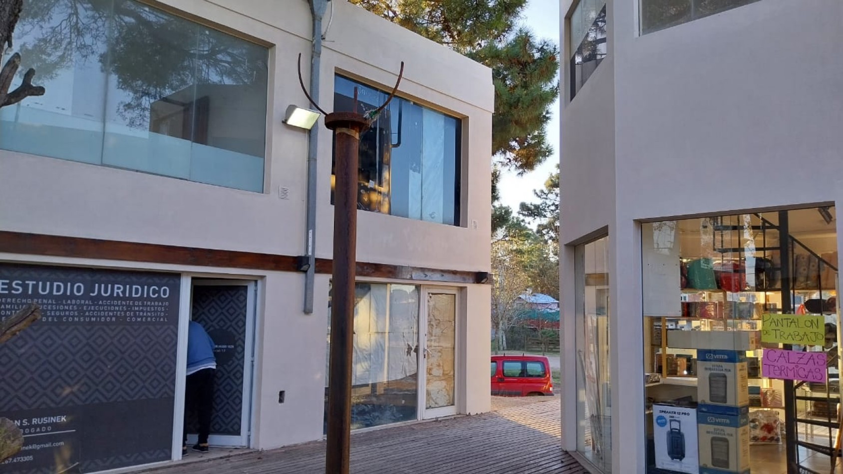 SE VENDE LOCAL COMERCIAL EN OSTENDE