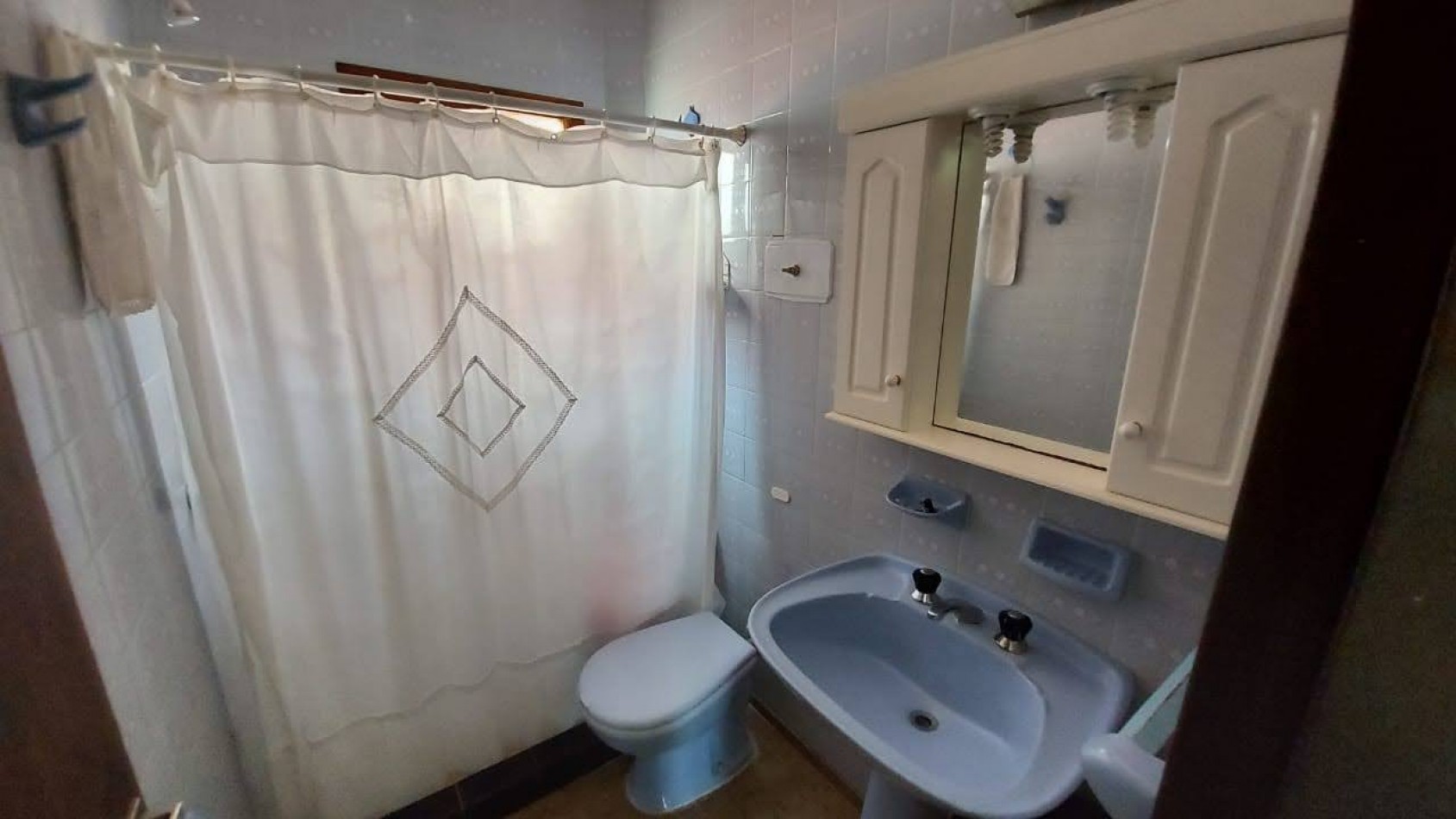 DEPARTAMENTO EN VENTA CON VISTA AL MAR PARA 4 PERSONAS u.f 5