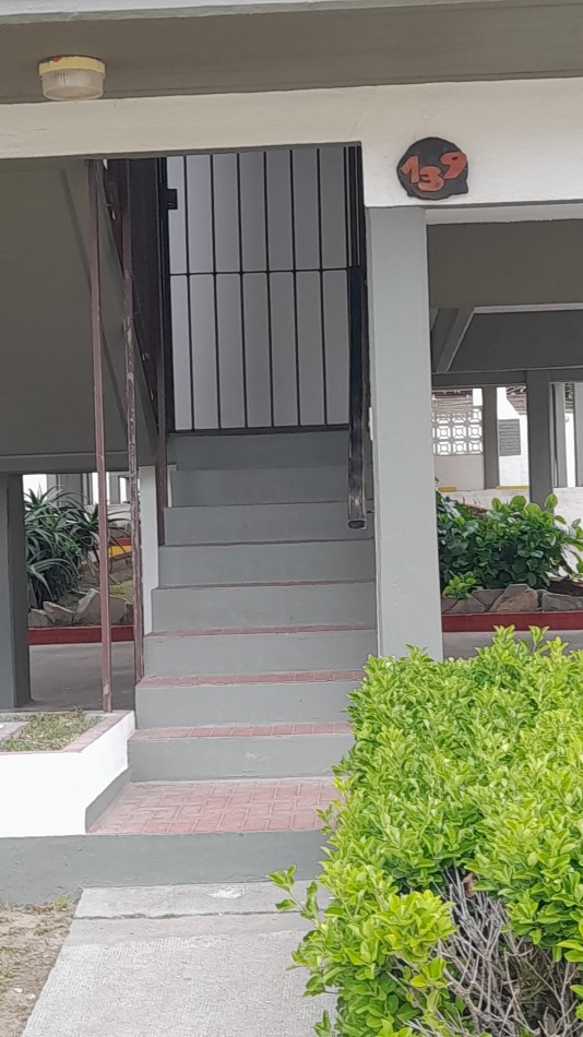 DEPARTAMENTO EN VENTA CON VISTA AL MAR PARA 4 PERSONAS u.f 5