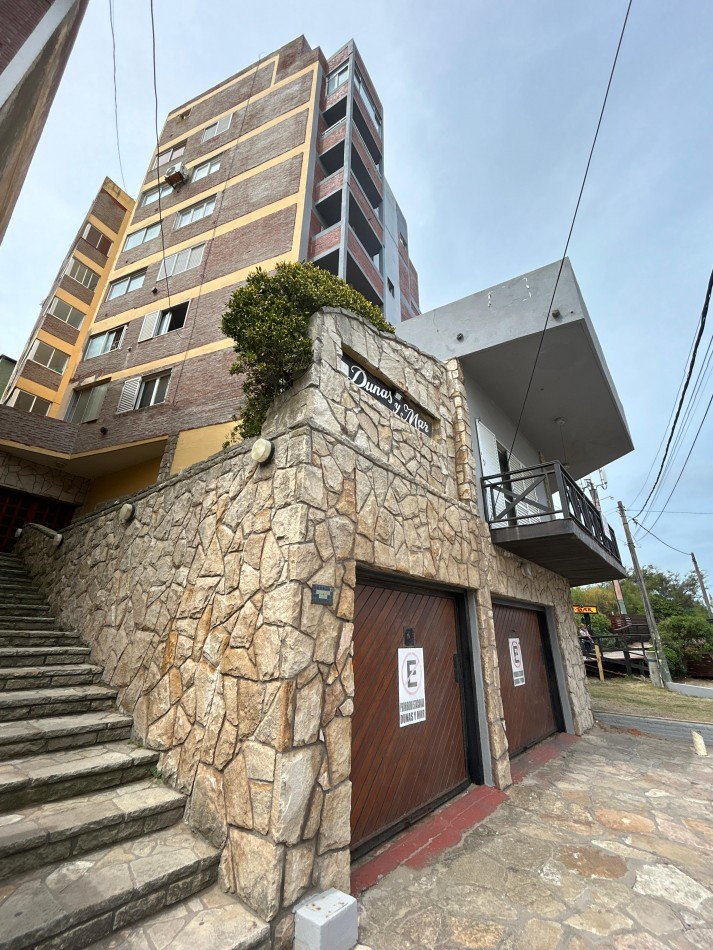 Departamento con Terraza y Vista al Mar en Paseo 104 y Costanera
