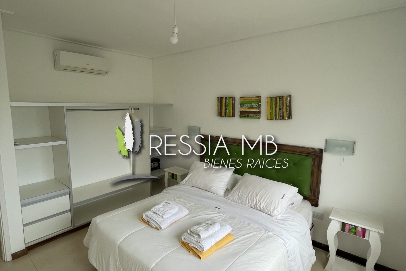 Venta de dpto. 3 amb. en el sur de Villa Gesell a 200mts del mar