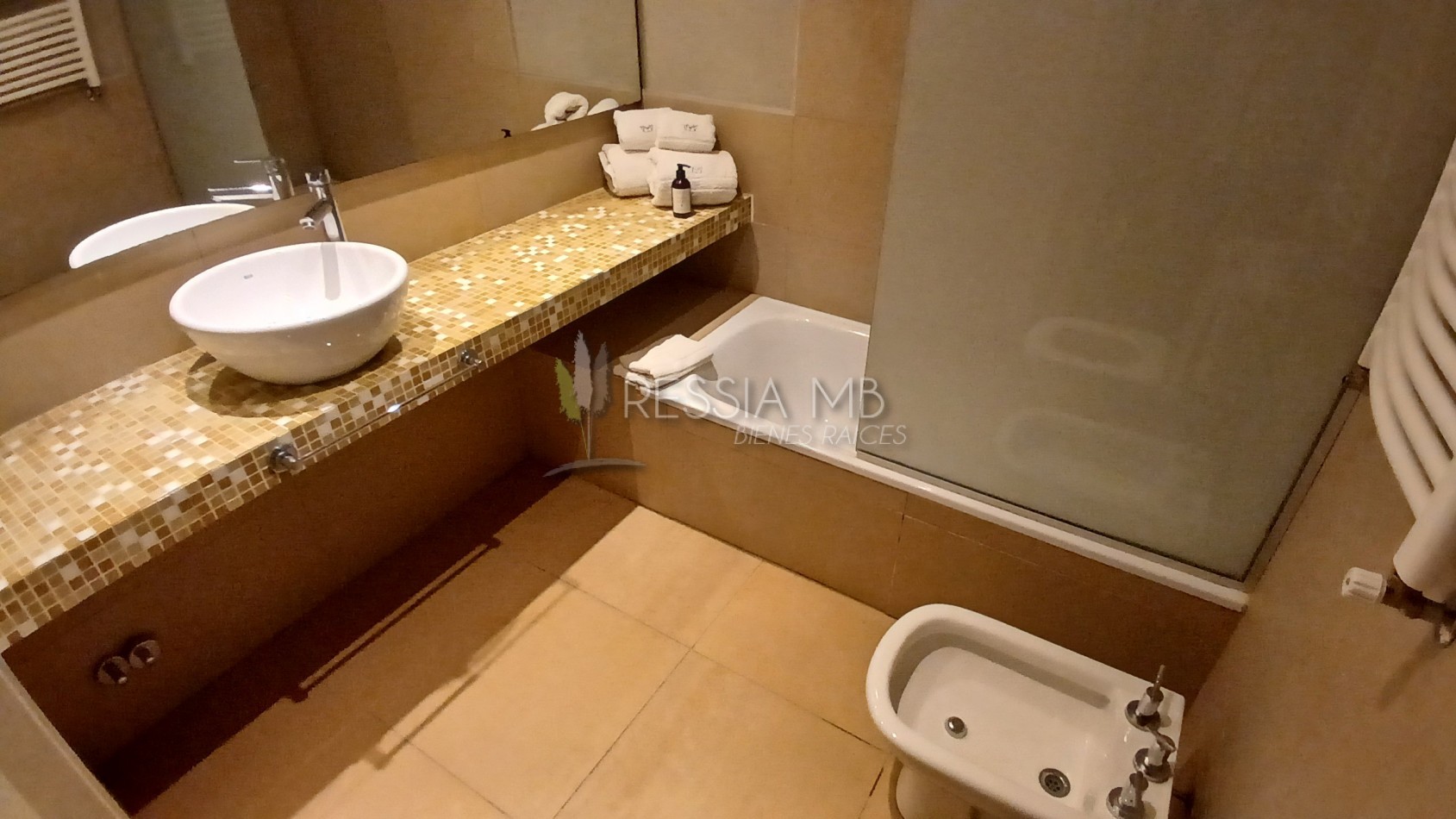 Vendemos dpto de 3 ambientes en COMPLEJO MECA