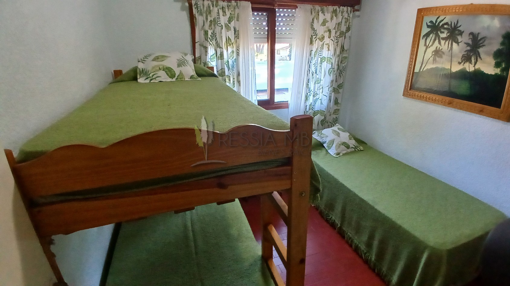 Departamento de 2 amb. en venta - Villa Gesell