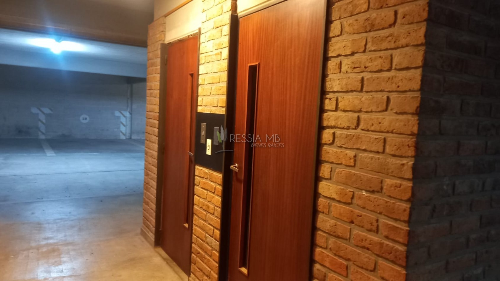 Dpto. en venta - 2 amb. en 2°piso con vista al mar - EDIFICIO PH II - Av. 1 e/110 y 111 - Villa Gesell