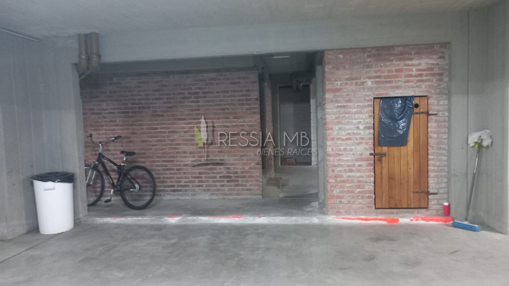 Dpto. en venta - 2amb. 6° piso - EDIFICIO PH II - Av. 1 entre Paseos 110 y 111 -  Villa Gesell 