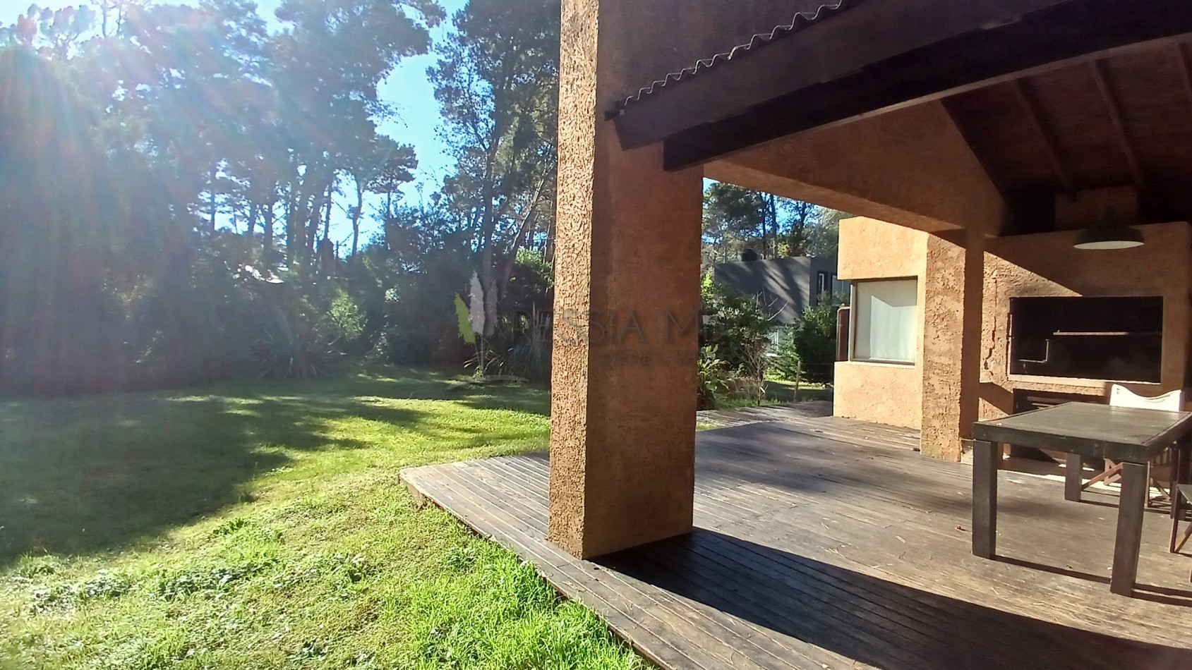 Casa con parque en Mar Azul con opcion a lote lindero