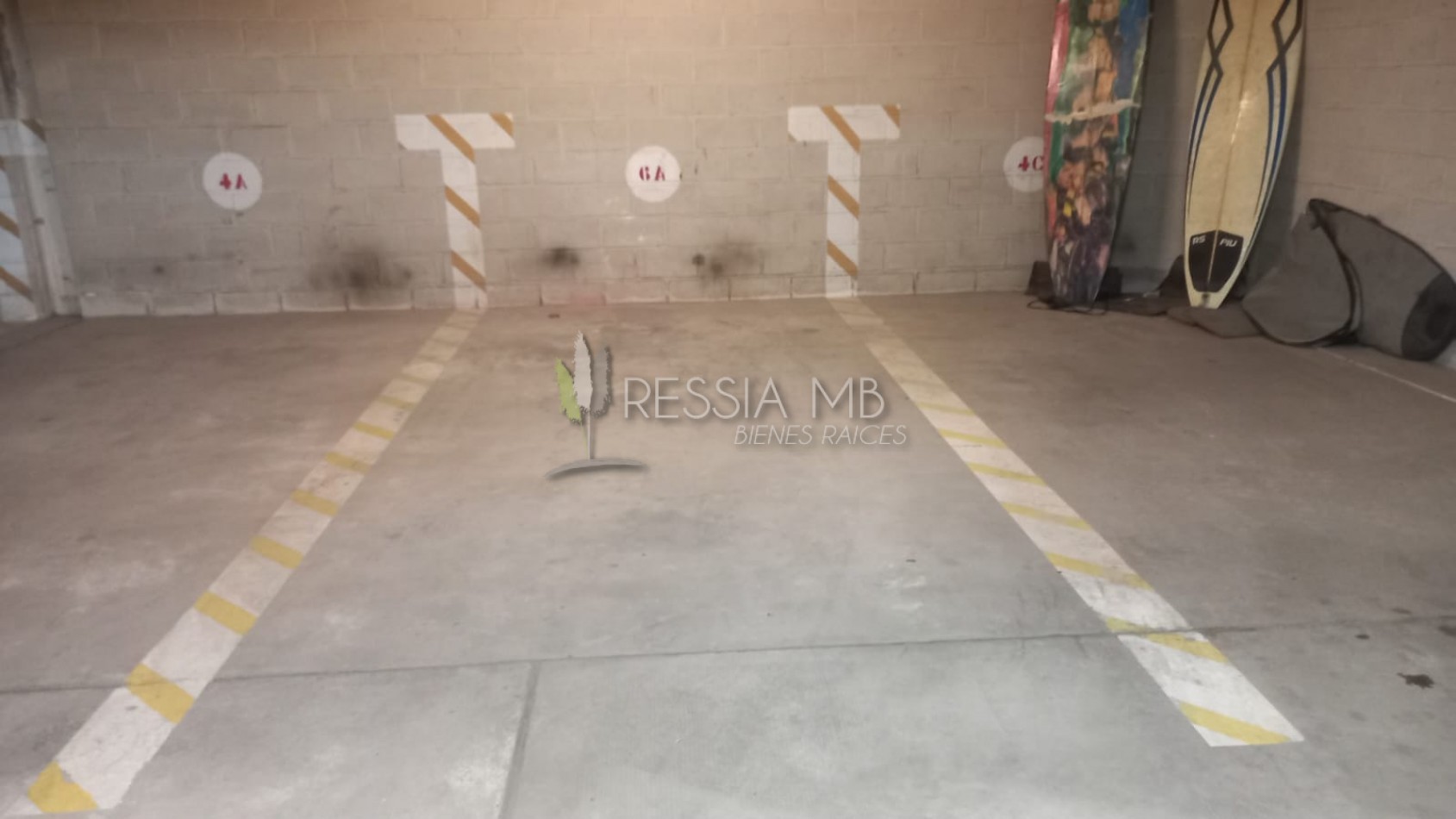 Dpto. en venta - 2amb. 6° piso - EDIFICIO PH II - Av. 1 entre Paseos 110 y 111 -  Villa Gesell 