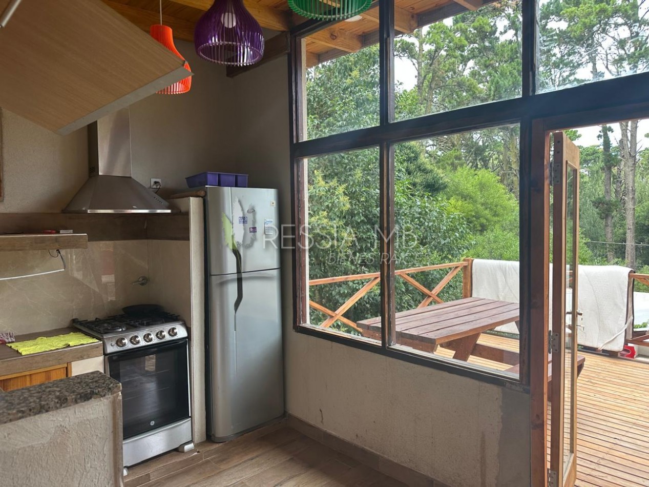 Funcional casa en venta sobre 3 lotes -  Calle 35 entre Viña del Mar y Punta del Indio - Mar Azul