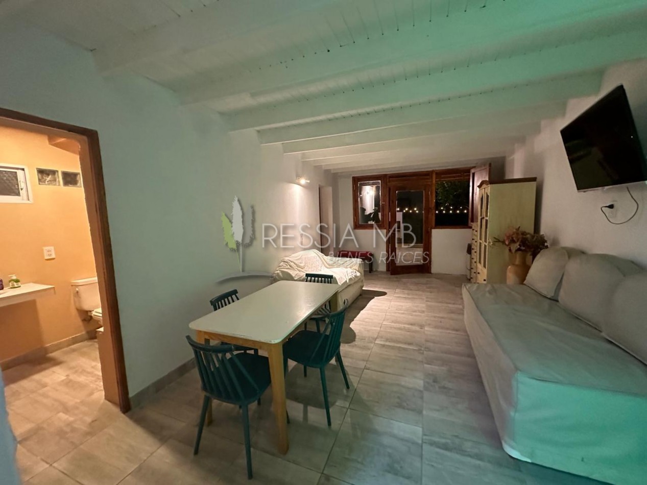Funcional casa en venta sobre 3 lotes -  Calle 35 entre Viña del Mar y Punta del Indio - Mar Azul