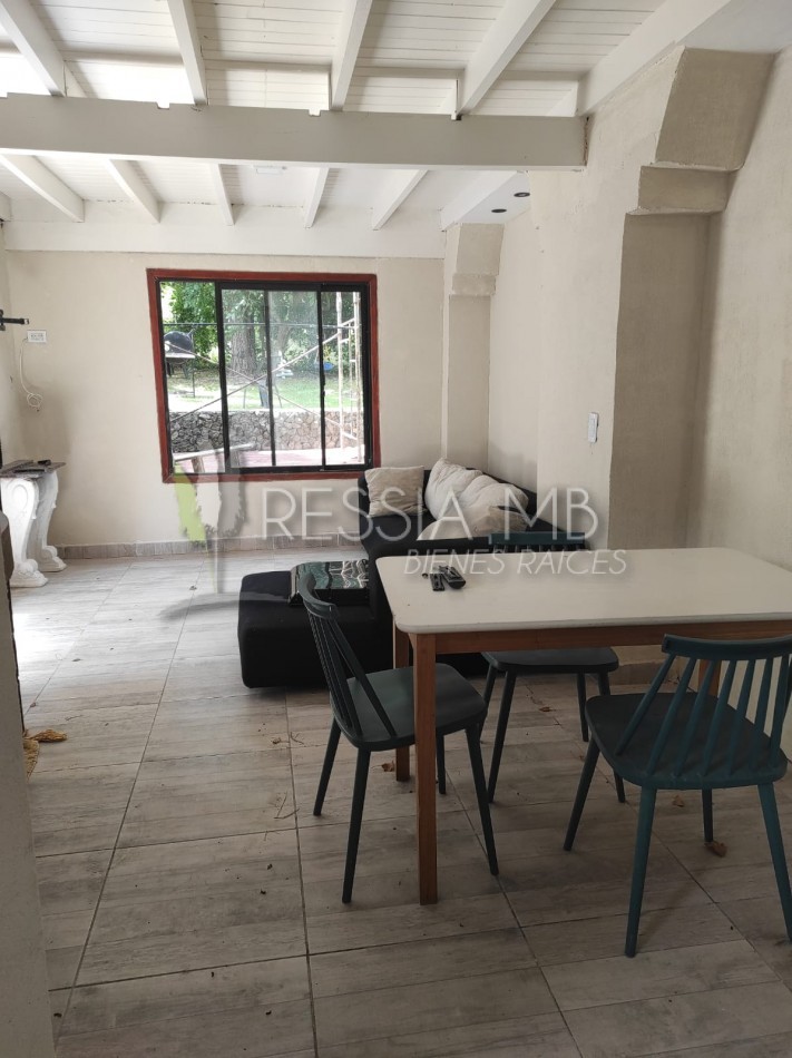 Funcional casa en venta sobre 3 lotes -  Calle 35 entre Viña del Mar y Punta del Indio - Mar Azul