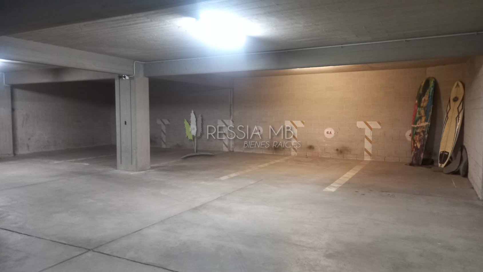 Dpto. en venta - 2amb. 6° piso - EDIFICIO PH II - Av. 1 entre Paseos 110 y 111 -  Villa Gesell 
