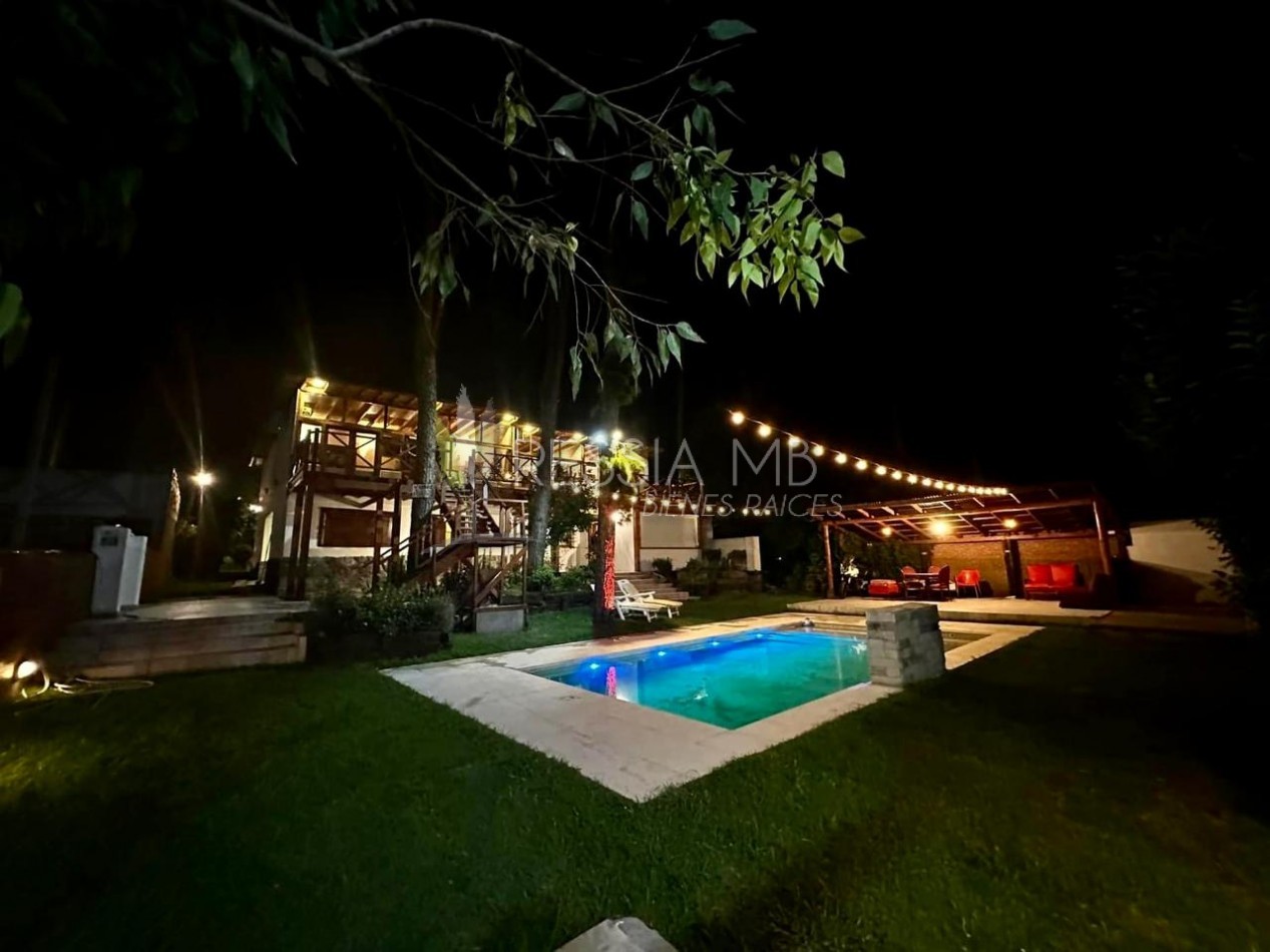 Funcional casa en venta sobre 3 lotes -  Calle 35 entre Viña del Mar y Punta del Indio - Mar Azul