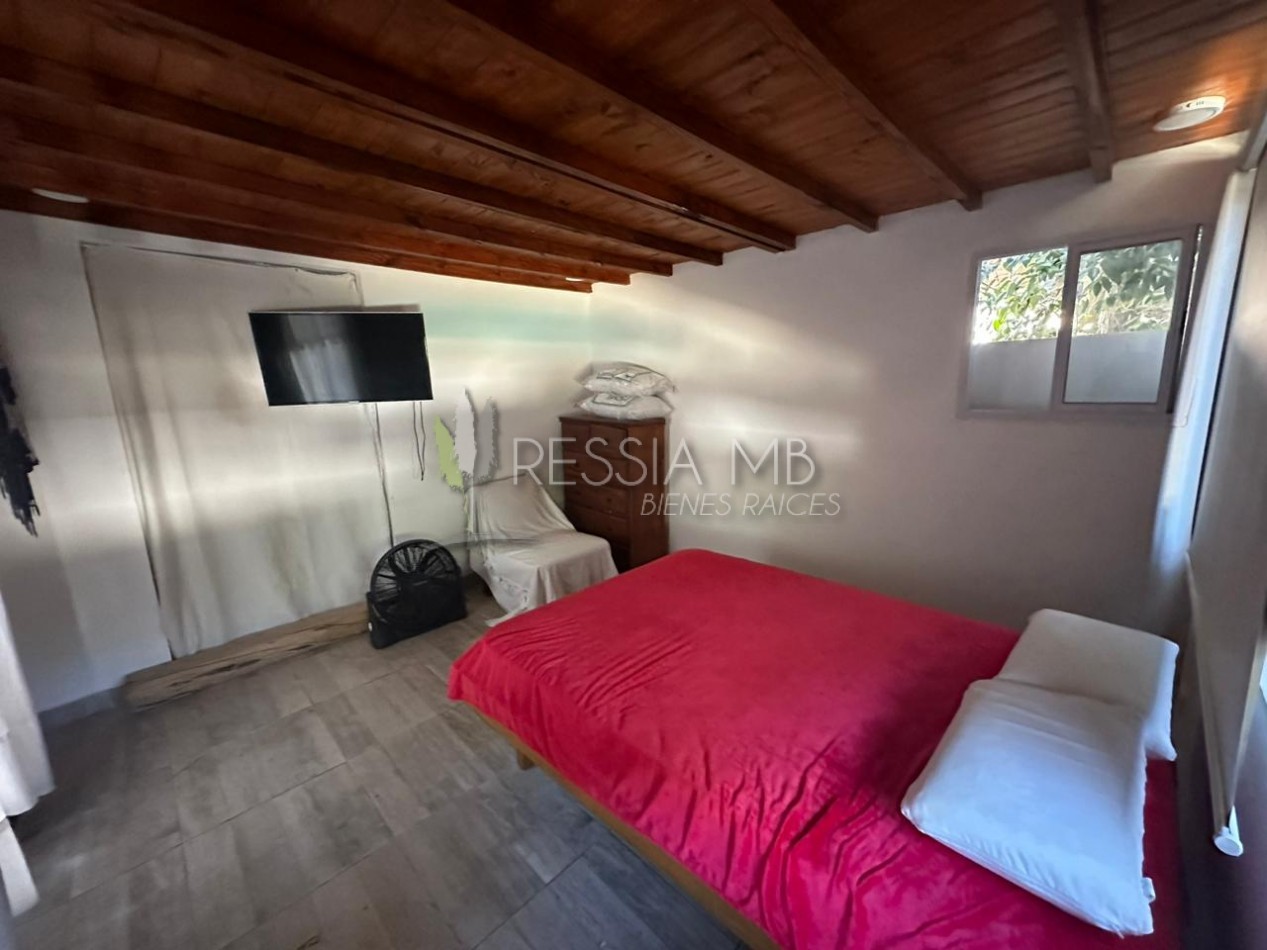 Funcional casa en venta sobre 3 lotes -  Calle 35 entre Viña del Mar y Punta del Indio - Mar Azul