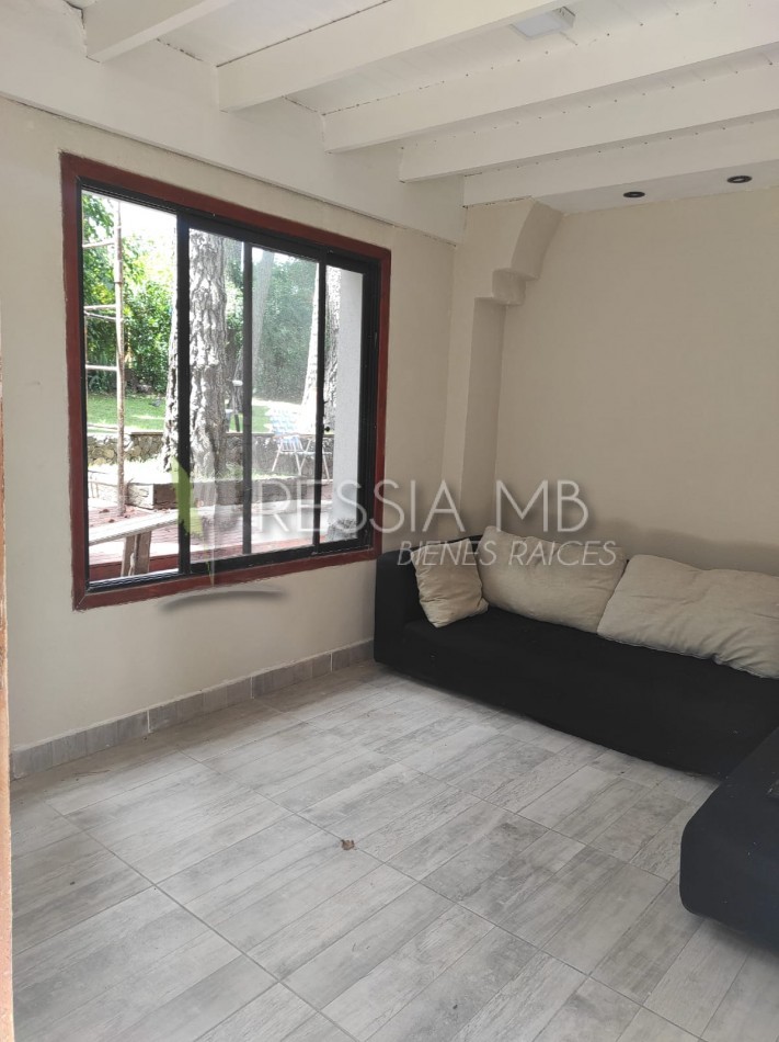 Funcional casa en venta sobre 3 lotes -  Calle 35 entre Viña del Mar y Punta del Indio - Mar Azul