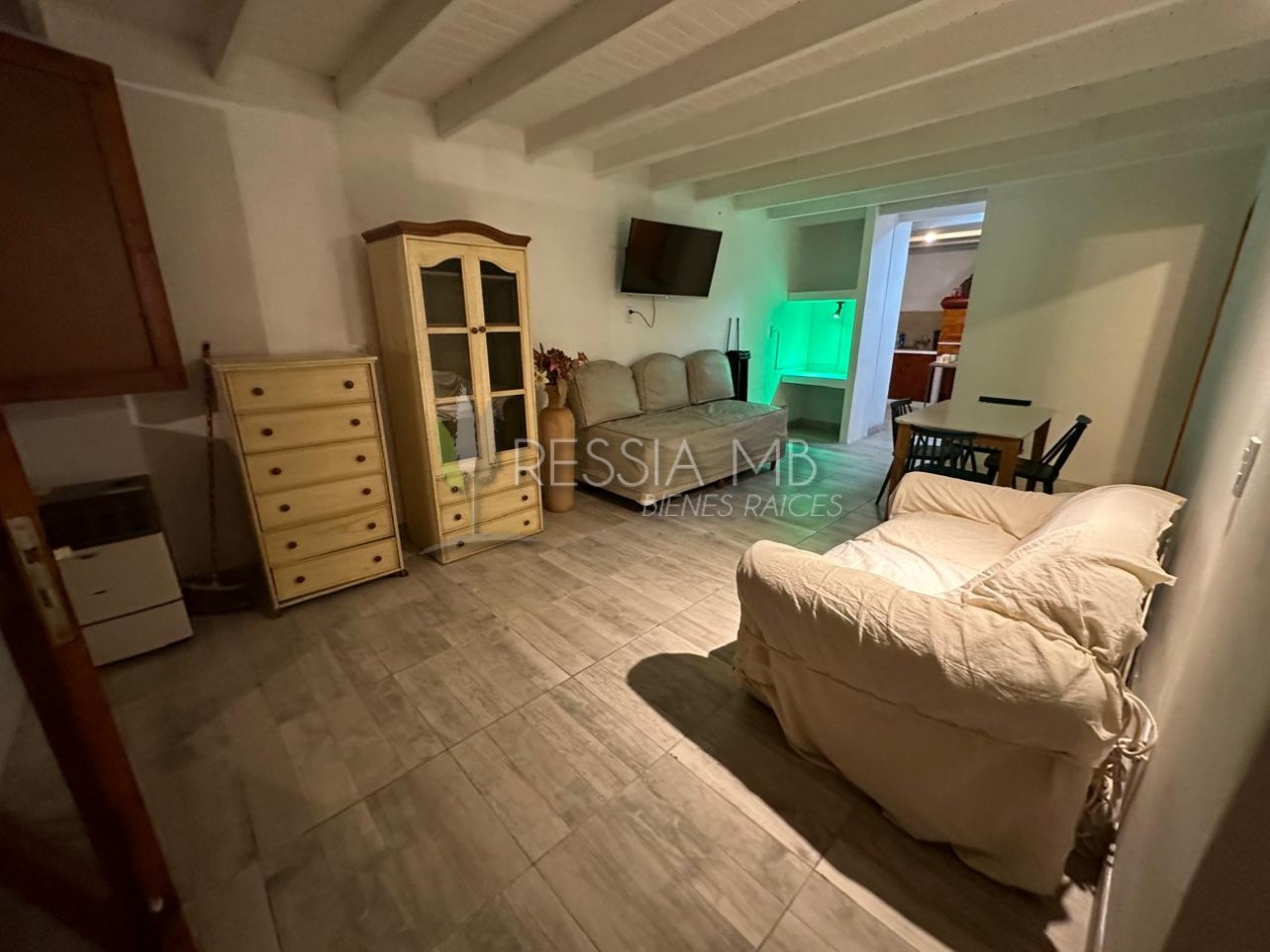 Funcional casa en venta sobre 3 lotes -  Calle 35 entre Viña del Mar y Punta del Indio - Mar Azul