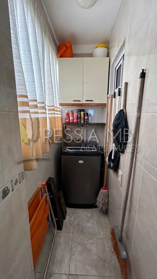 VENTA de dpto con vista al mar - Edif Okay - Av 1 entre 104 y 105 Villa Gesell
