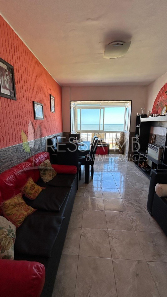 VENTA de dpto con vista al mar - Edif Okay - Av 1 entre 104 y 105 Villa Gesell