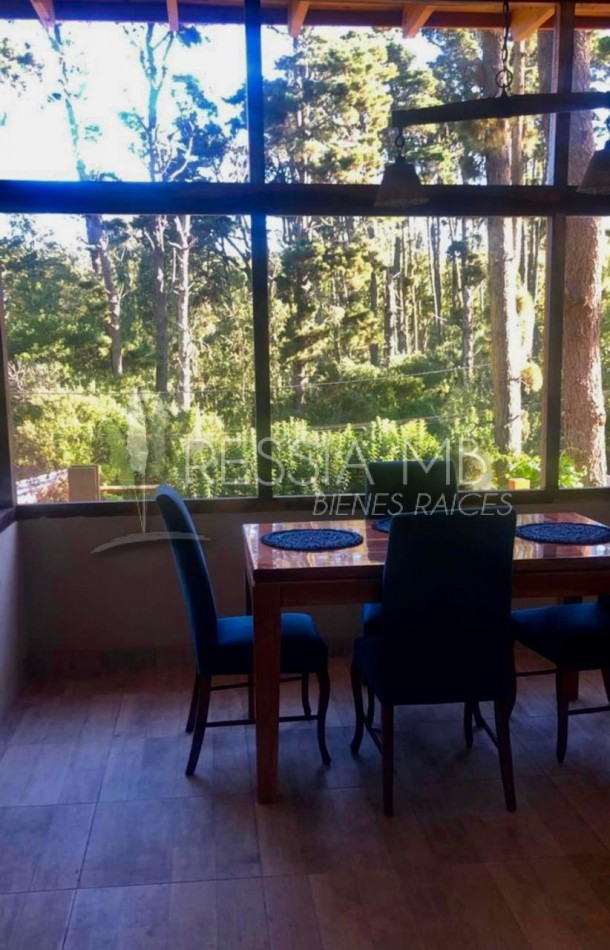 Funcional casa en venta sobre 3 lotes -  Calle 35 entre Viña del Mar y Punta del Indio - Mar Azul
