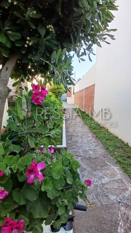 Venta de Dpto al Sur de Villa Gesell Edificio Amelia 1 ambiente y medio