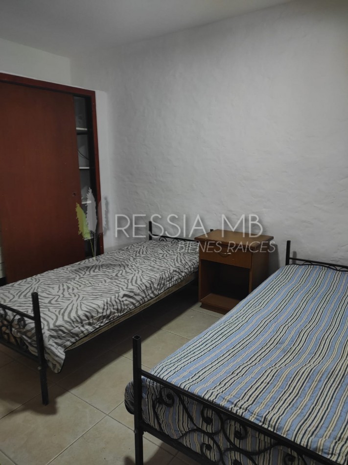 Funcional casa en venta sobre 3 lotes -  Calle 35 entre Viña del Mar y Punta del Indio - Mar Azul
