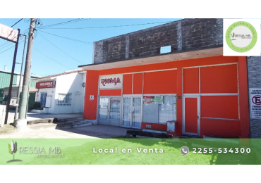 LOCAL COMERCIAL EN VENTA - EN EXCELENTE UBICACION - VILLA GESELL