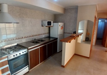 Alquileres anuales "Complejo Luna de Mar" - Av 2 e/108 y 109 - Villa Gesell